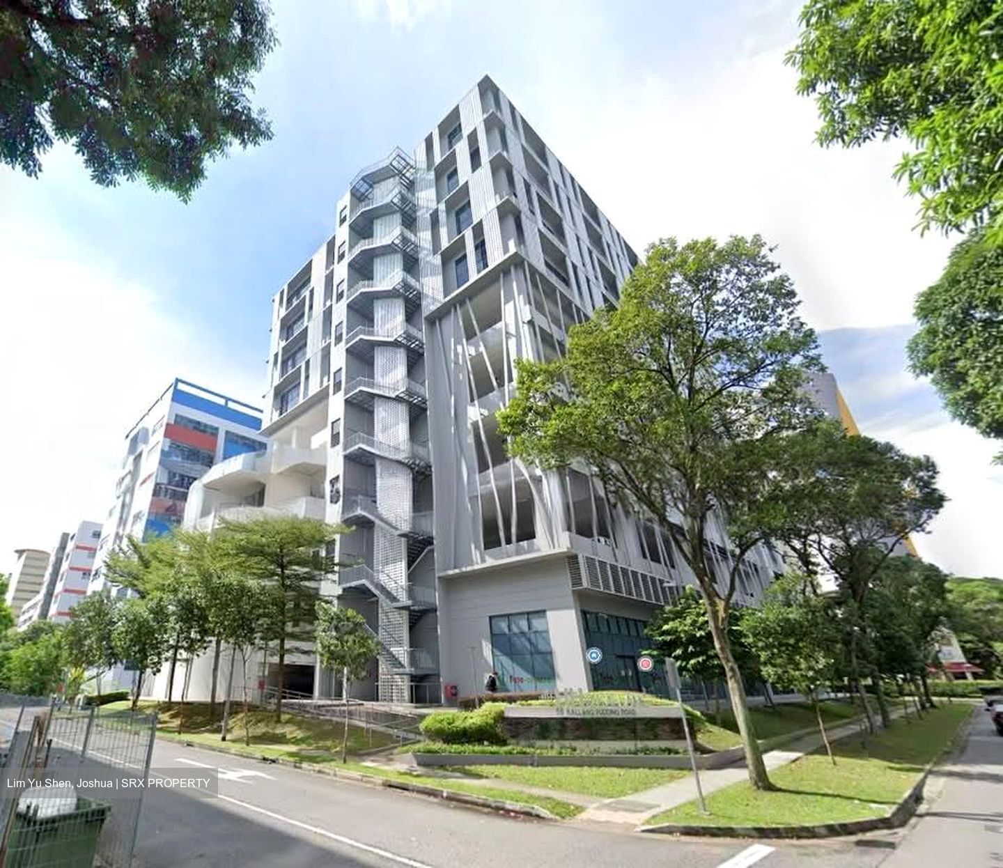 Hh @ Kallang (D13), Factory #557827891